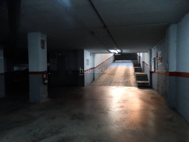 Foto d0d4db94-27a7-4f96-a16e-b54ae613be9d. Aparcament cotxe a Nuevo Parque - Los Rosales - Tráfico Pesado Huelva