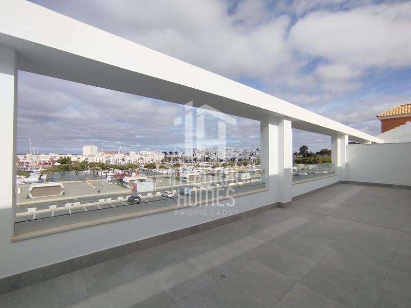 Foto edd3ec62-2f5b-4393-8207-8ec006e5ecea. Apartament amb aparcament a Ayamonte ciudad Ayamonte