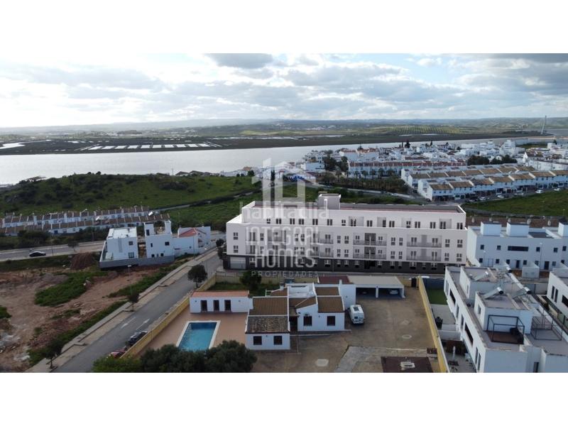 Foto 61500a62-64ee-4fa0-a800-acd508cdf9d7. Appartement avec parking dans Ayamonte ciudad Ayamonte