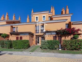Maison jumelée  N/a. Oportunidad única vivienda tríplex adosada en la antillalepe, hu