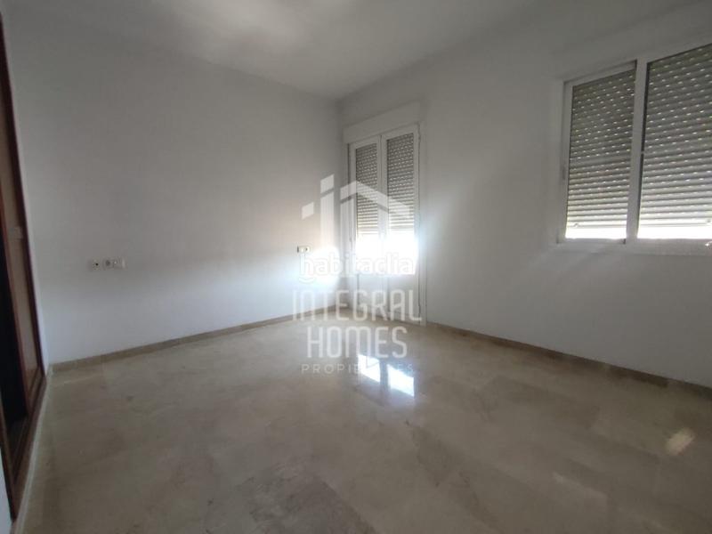 Foto a0d42d2a-b015-49b9-ae62-4b70854e5647. Duplex dans Centro Huelva