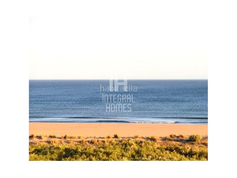 Foto 17cdd092-a454-4501-a224-10e9e51a4683. Casa bifamiliare con parcheggio in Ayamonte ciudad Ayamonte