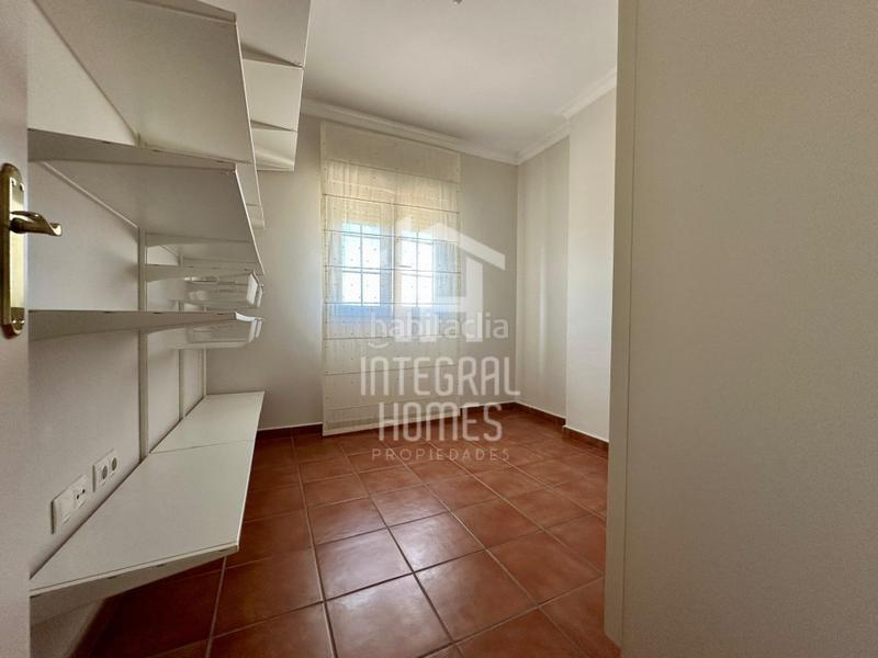 Foto 74bc1306-b647-444e-83ac-4a531dd0b86e. Casa bifamiliare con parcheggio in Ayamonte ciudad Ayamonte