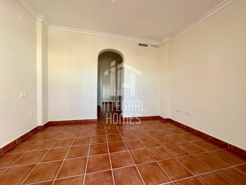 Foto a8e8ebb3-f8dd-48e8-9a55-e37f3d3b8f64. Casa bifamiliare con parcheggio in Ayamonte ciudad Ayamonte