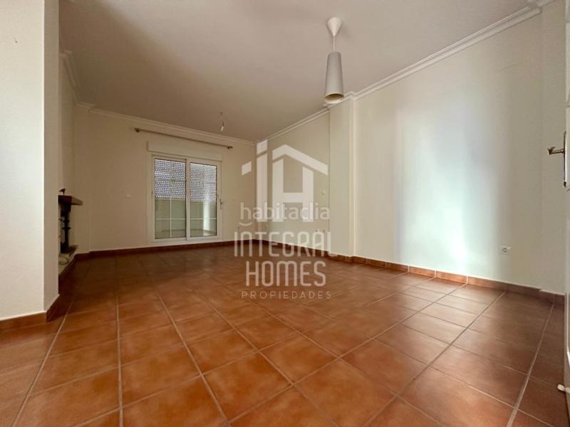 Foto db1f485f-a3e3-4169-8fc8-f2351c1bb6e3. Casa bifamiliare con parcheggio in Ayamonte ciudad Ayamonte