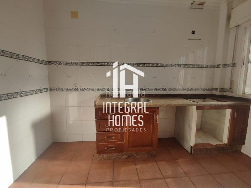 Foto 3cde5d27-d78a-4387-a6a0-7e40ee77cc91. Maison jumelée dans Núcleo Urbano Aljaraque