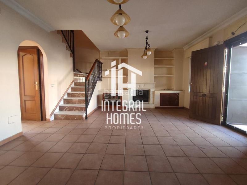 Foto 5d83df0c-edb0-4970-a4d5-a09260ebf96e. Maison jumelée dans Núcleo Urbano Aljaraque