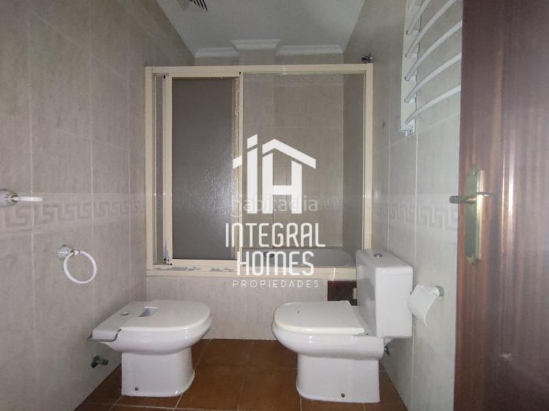 Foto a399019f-573e-4197-9dc9-f6f6e90d258d. Maison jumelée dans Núcleo Urbano Aljaraque