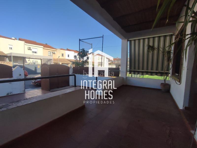 Foto b995c983-a0e5-41df-8946-44ae34e09702. Maison jumelée dans Núcleo Urbano Aljaraque