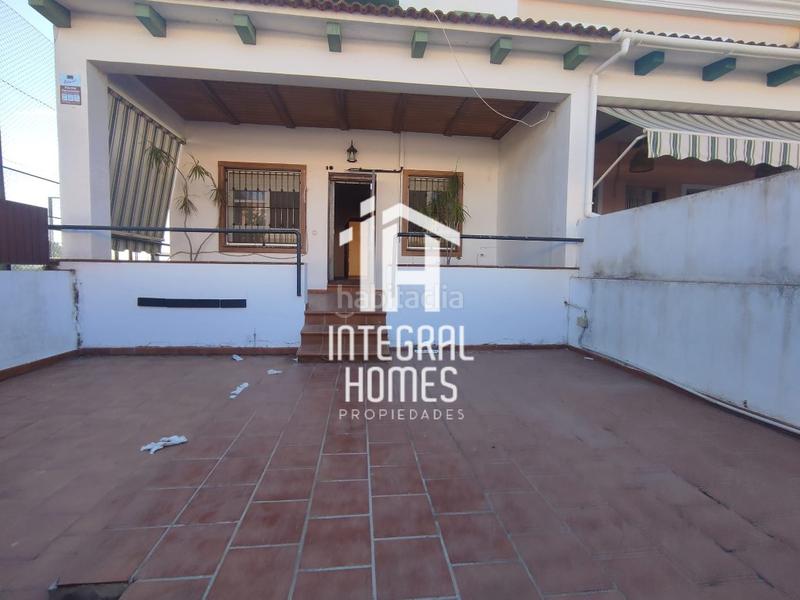 Foto edcc42fd-ef51-49b3-b36b-4ed53171fe90. Maison jumelée dans Núcleo Urbano Aljaraque