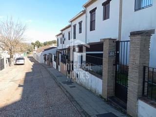 Casa adosada  Avenida juan ramon jimenez. Preciosa vivienda en plena sierra de aracena. av. juan ramon jim