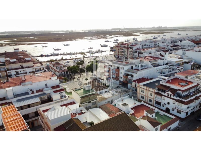 Foto 34768368-035d-4558-86c3-3d53e3bbc4a9. Edificio oportunidad en punta umbria en Punta Umbría