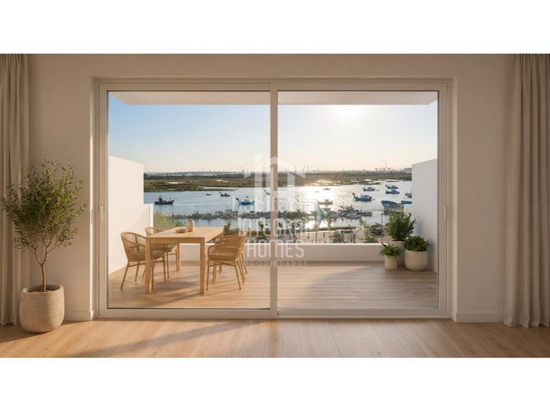 Foto a3dc1aff-47c8-43ef-9a89-598ab1608816. Edificio oportunidad en punta umbria en Punta Umbría