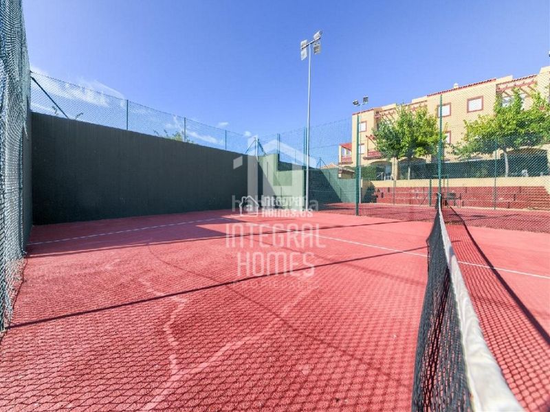 Foto c984016c-b9ef-4646-be25-781251e9d6f0. Apartament amb aparcament piscina a Costa Esuri Ayamonte