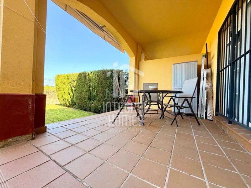 Foto e457d740-7f46-4c31-8f55-4fc8dac8cb78. Apartament amb aparcament piscina a Costa Esuri Ayamonte