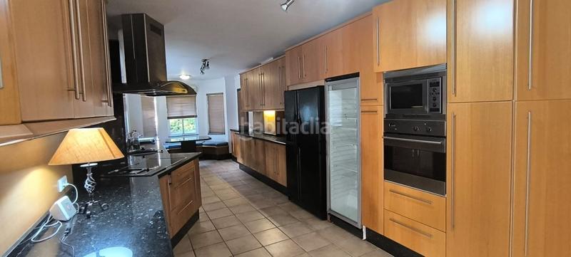 Foto 5fb83369-4402-4546-9b2c-611de9a2ba0c. Chalet mit pool in Paraiso - Barronal Estepona