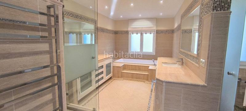 Foto 47117960-fc59-4868-bfdc-35f562c9006e. Chalet with pool in Paraiso - Barronal Estepona