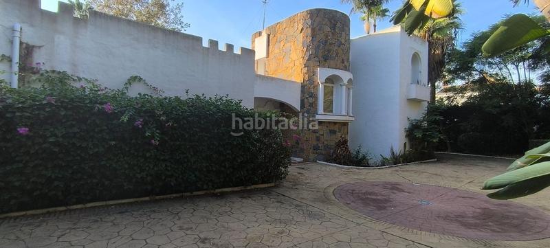 Foto b13b968d-b105-4991-9ab2-cec5220ab451. Chalet with pool in Paraiso - Barronal Estepona