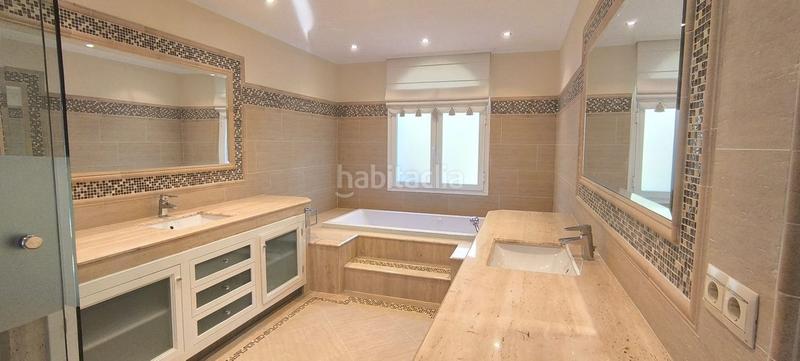 Foto 96d0baf8-f3c1-4631-a610-12ca87555026. Chalet en Paraiso - Barronal Estepona