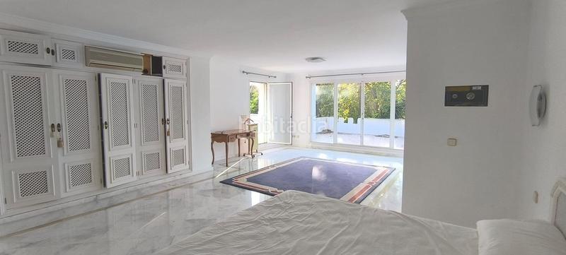 Foto b1099a30-b9e0-4973-9e67-b1162d4a9525. Chalet en Paraiso - Barronal Estepona