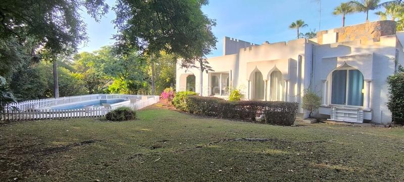 Foto 51b74c97-5616-4b1e-a463-f6d42733a74e. Chalet con piscina in Paraiso - Barronal Estepona