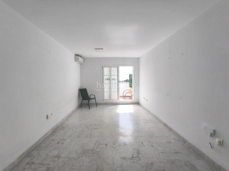 Foto 5c17b492-9ebb-4645-b43a-e1f92165ff58. Rent penthouse with parking in Cortijo Torrequebrada Benalmádena