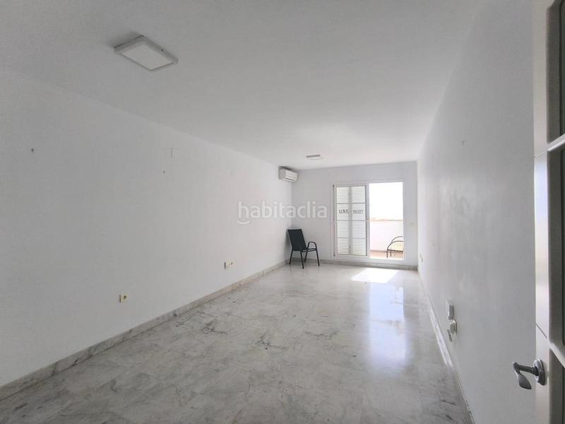 Foto c7a9c1ea-2c0b-41c4-96d2-8f1365d37e2c. Rent penthouse with parking in Cortijo Torrequebrada Benalmádena