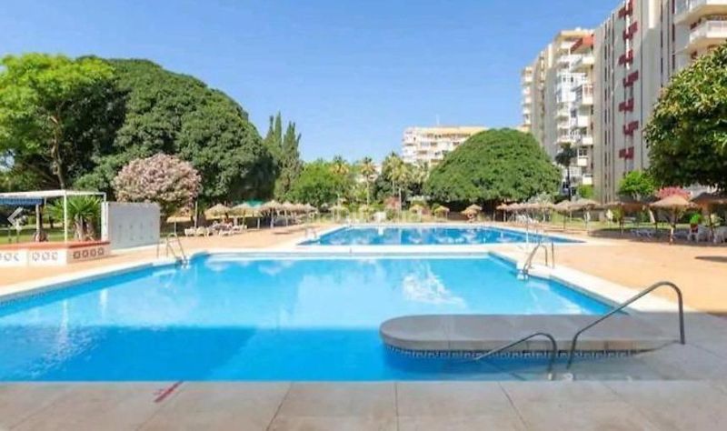 Foto 527ac061-6e71-48d1-aafe-de6b3f5e3843. Apartament amb aparcament piscina a Parque de la Paloma Benalmádena