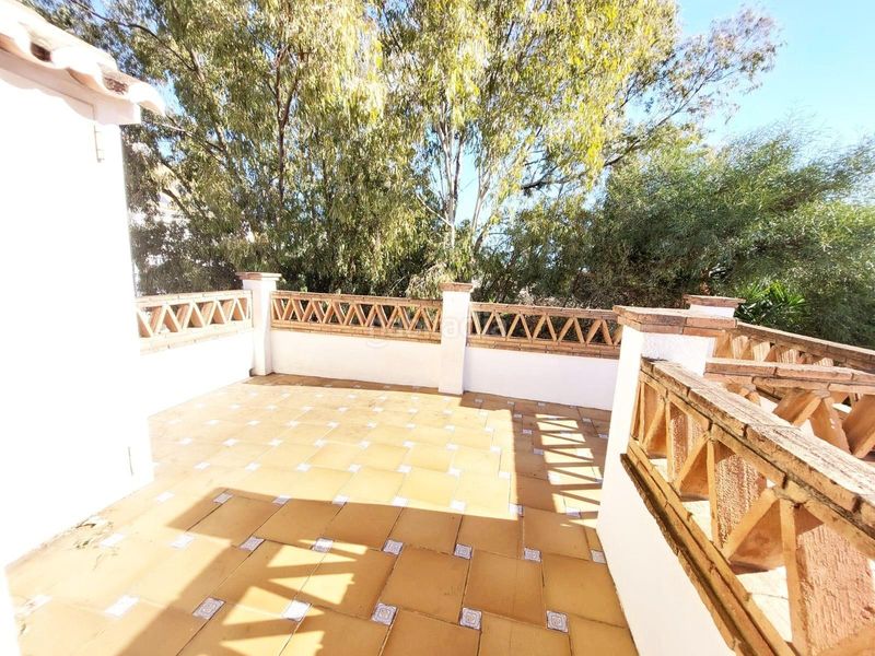 Foto 094a2622-bb7b-4a95-a181-2699ac21823e. Casa aparellada amb aparcament piscina a Calahonda Mijas