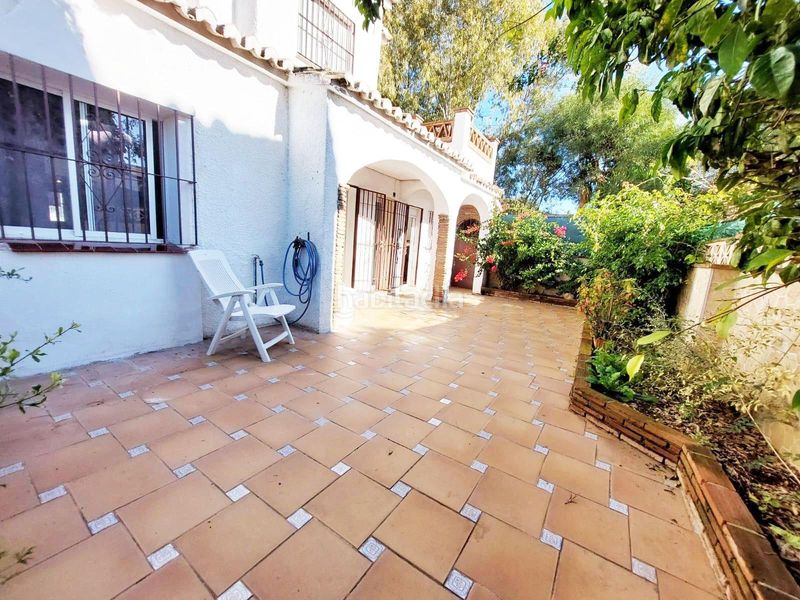 Foto 73673429-3253-49ea-a66e-f408d6dea397. Casa aparellada amb aparcament piscina a Calahonda Mijas