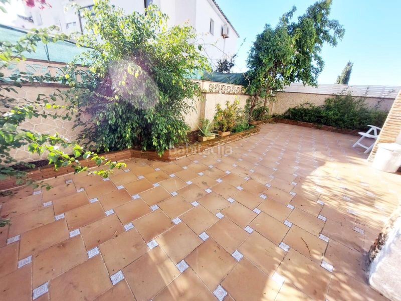Foto d3067663-b22b-4c2d-9ed7-899d74b63782. Casa aparellada amb aparcament piscina a Calahonda Mijas