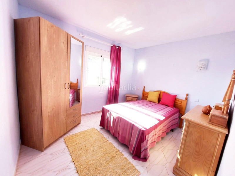 Foto e506b729-8cc3-46c0-9bd4-39c8a49d9ed9. Casa aparellada amb aparcament piscina a Calahonda Mijas