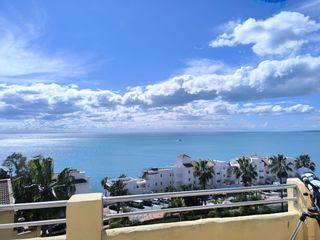 Àtic a Hacienda Torrequebrada. En venta amplio atico con impresionantes vistas al mar en benalm