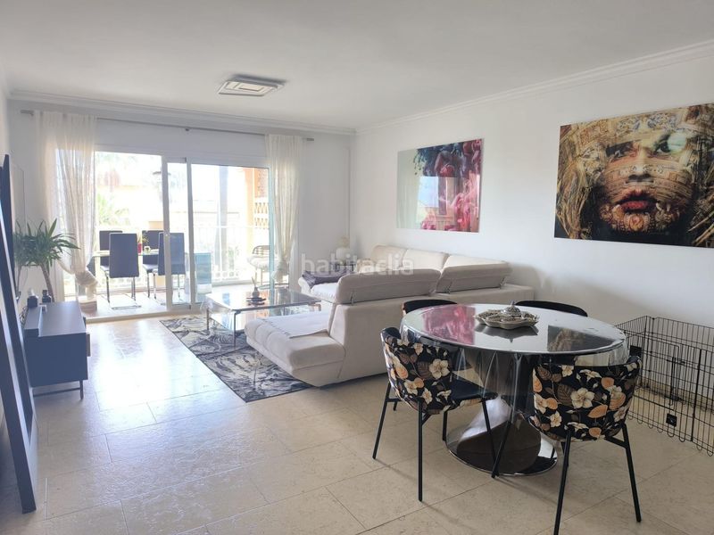 Foto 2b5b8396-9944-4708-a5e8-5d82b47ccc4a. Apartament amb aparcament piscina a Nueva Torrequebrada Benalmádena