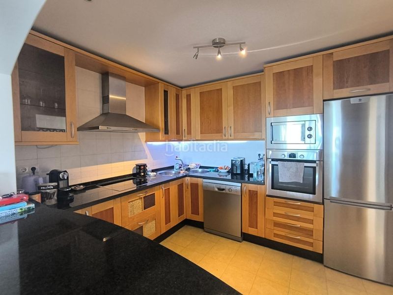 Foto a2251ecb-f4fe-46f1-8e8f-fad8902cbd35. Apartament amb aparcament piscina a Nueva Torrequebrada Benalmádena