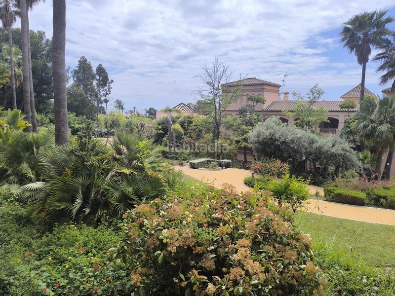Foto c738027c-9494-438d-a087-66d4e5f47d9f. Apartament amb aparcament piscina a Nueva Torrequebrada Benalmádena