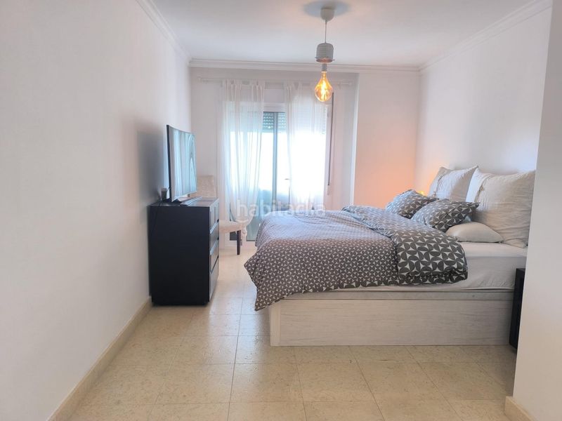Foto d82a02e0-6b80-49c7-b235-917368210abb. Apartament amb aparcament piscina a Nueva Torrequebrada Benalmádena