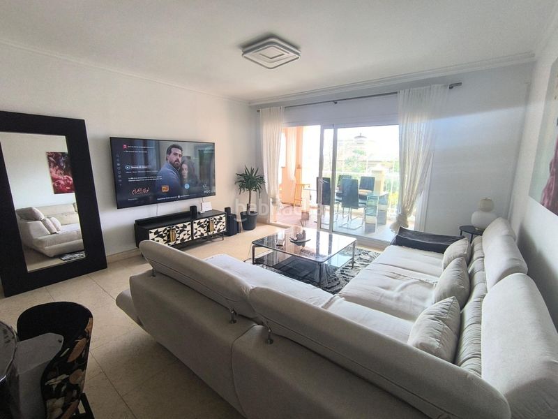 Foto e502bdcb-28c8-4aef-a16f-123a15e8df25. Apartament amb aparcament piscina a Nueva Torrequebrada Benalmádena