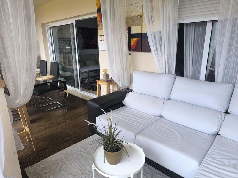 Foto ed59e0cd-caf3-48d2-99b9-f80da31aaacd. Apartament amb aparcament piscina a Nueva Torrequebrada Benalmádena