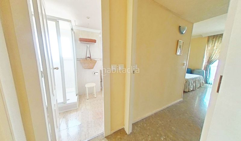 Foto 0867d982-6d00-412c-9865-a171ceb6cca6. Piso en Playamar - Benyamina Torremolinos