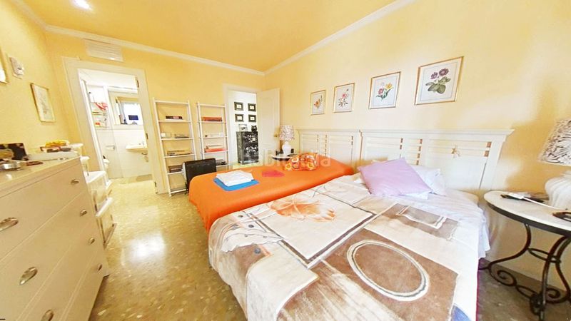 Foto 3323a138-2b99-42c9-b99d-d9f5ba7f3b8d. Piso en Playamar - Benyamina Torremolinos