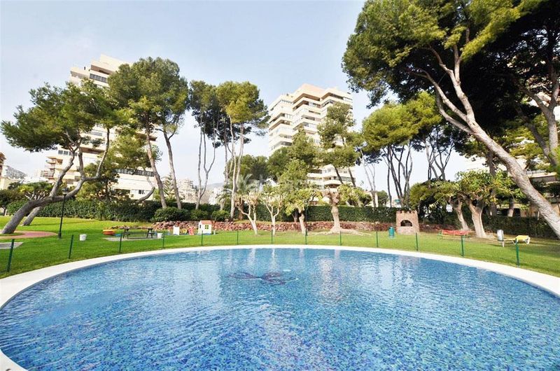 Foto ab3cd701-e792-4e32-98f6-4199de6bf74d. Piso en Playamar - Benyamina Torremolinos