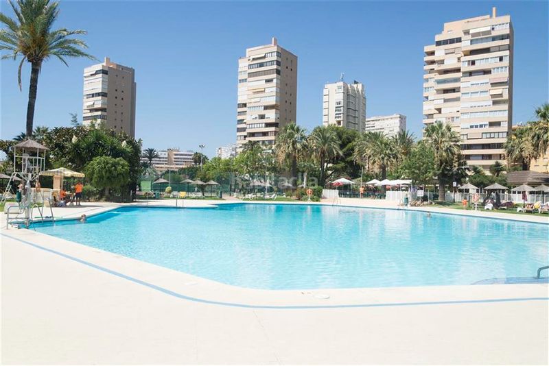 Foto ca402266-6000-4821-967f-74eaa18967c4. Piso en Playamar - Benyamina Torremolinos