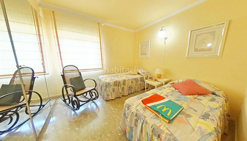 Foto dc80f345-6b56-469c-84bb-ccacbabb4104. Piso en Playamar - Benyamina Torremolinos