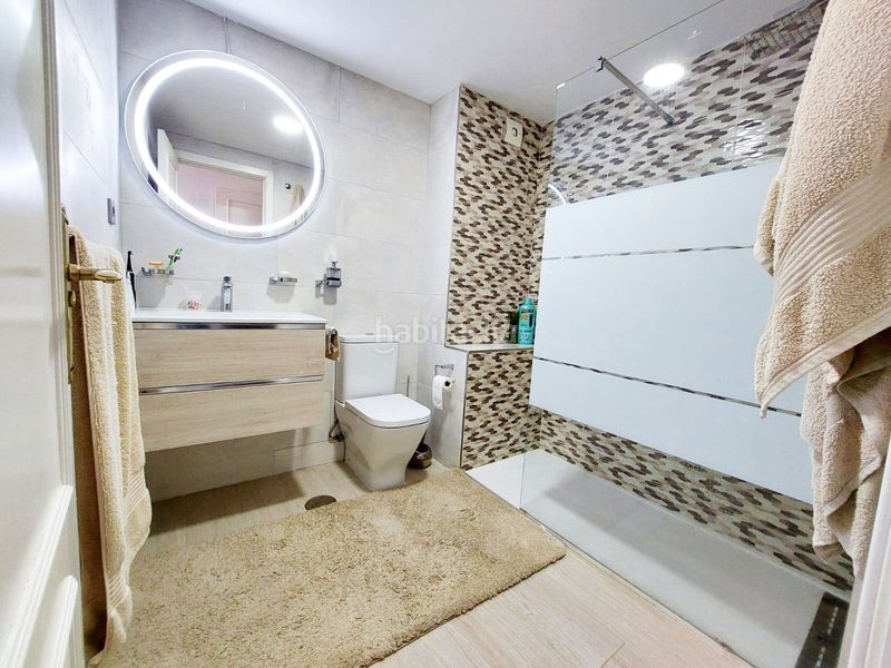 Foto 026156e3-839f-4295-9846-542de8759457. Piso en El Pinillo Torremolinos