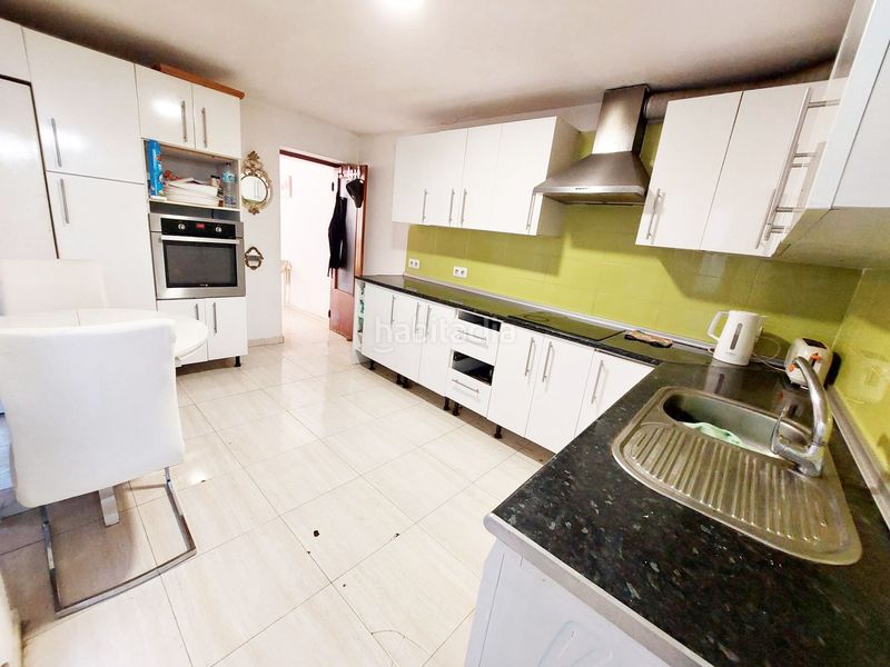 Foto cbf16375-91a9-4cef-8e80-69c770431153. Casa adossada amb aparcament a Solymar Benalmádena