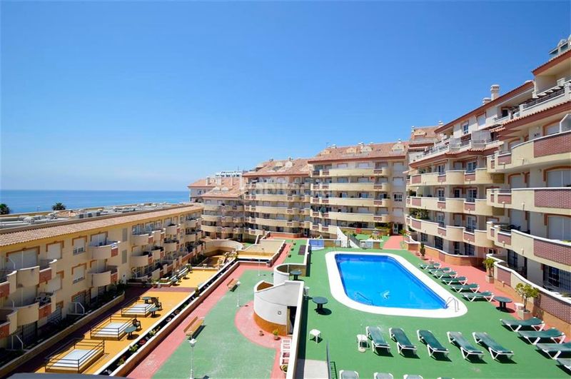 Foto 856070f3-870c-43e5-b33d-c13e47473106. Pis amb piscina a Hacienda Torrequebrada Benalmádena