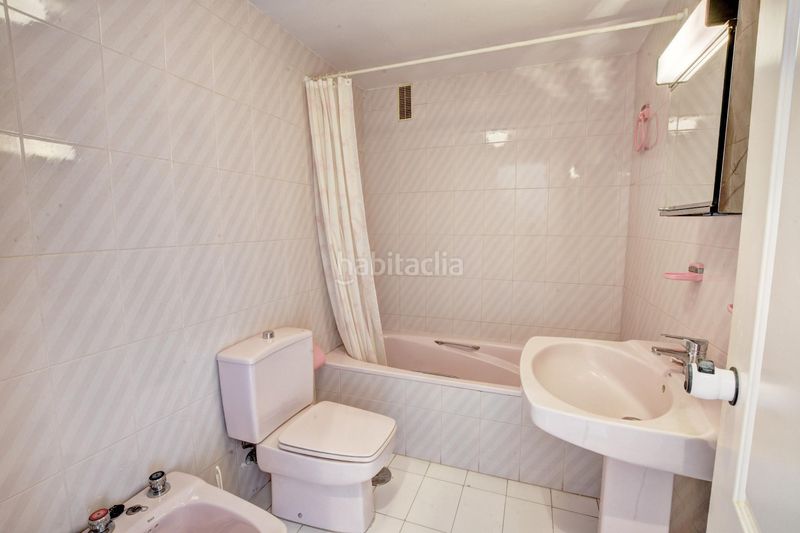 Foto 66df0592-f4cb-4ffa-ba65-20b65b545938. Piso en Torremuelle Benalmádena