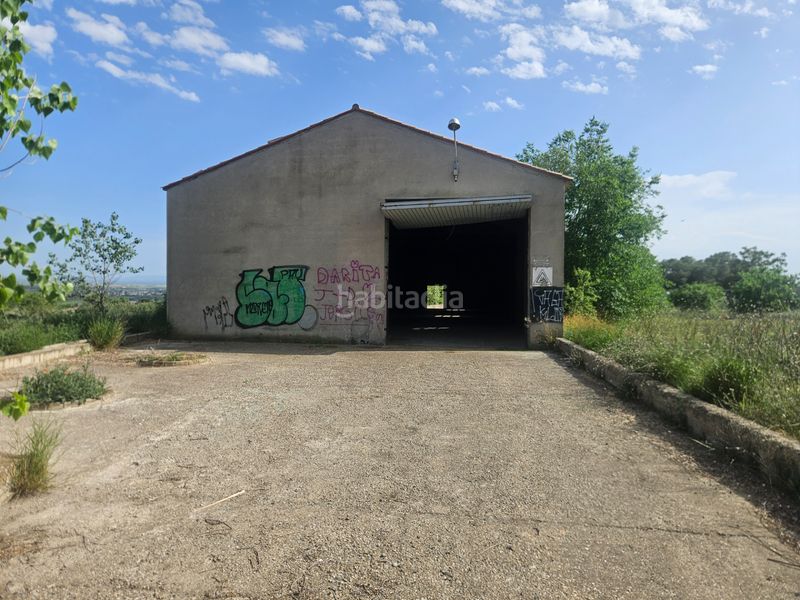 Foto bdffe28a-7f7f-4e25-84a0-ca8afd9e3172. Finca rústica a La Caparrella Lleida