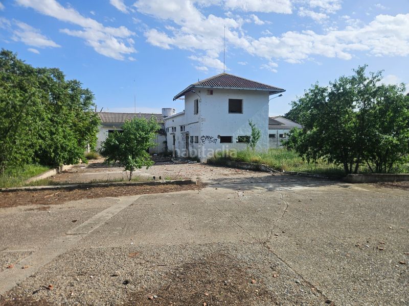 Foto e0d12c9d-ab75-4c6b-b430-4e91ca4369f6. Finca rústica a La Caparrella Lleida
